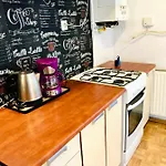 Mieszkanie W Srodmiesciu Blisko Rynku Apartmán *