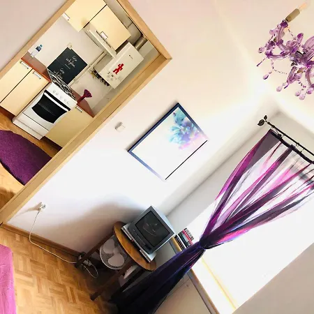 Mieszkanie W Srodmiesciu Blisko Rynku * ヴァウブジフ