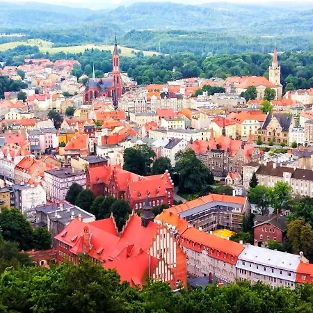 Mieszkanie W Srodmiesciu Blisko Rynku Wałbrzych