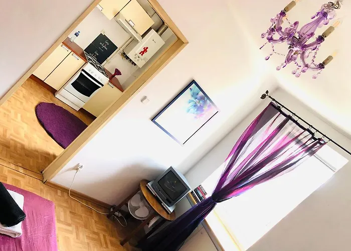 Mieszkanie W Srodmiesciu Blisko Rynku * Wałbrzych